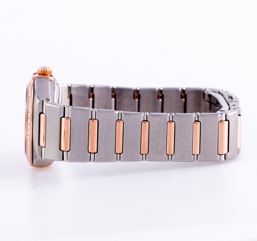 Omega Constellation Manhattan