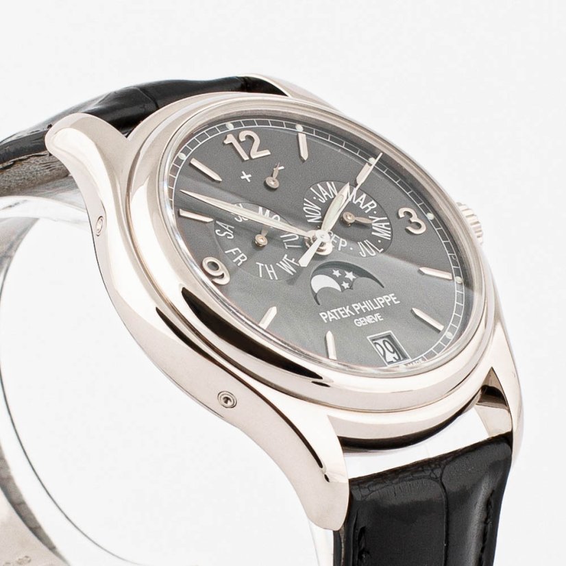 Patek Philippe Annual Calendar 5146G-010