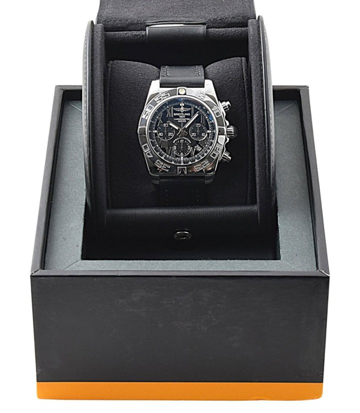 BREITLING Chronomat 44mm Special Edition