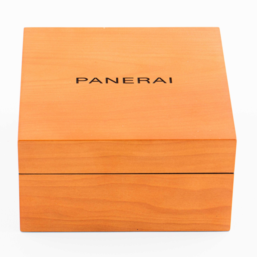 Panerai Luminor GMT