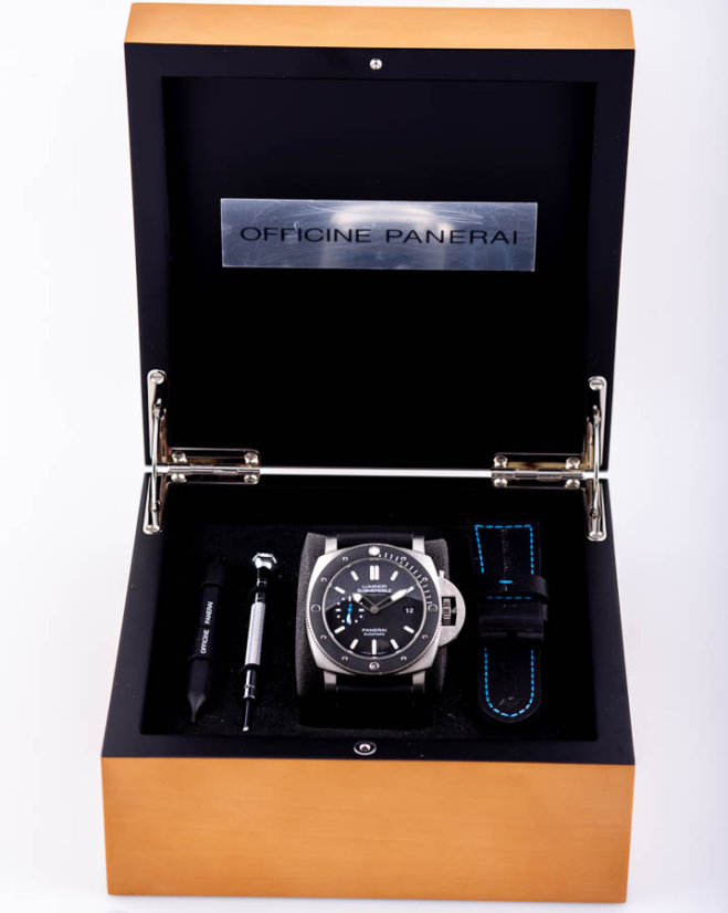 Panerai Luminor Submersible 1950 3 Days