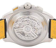 BREITLING Avenger 44mm