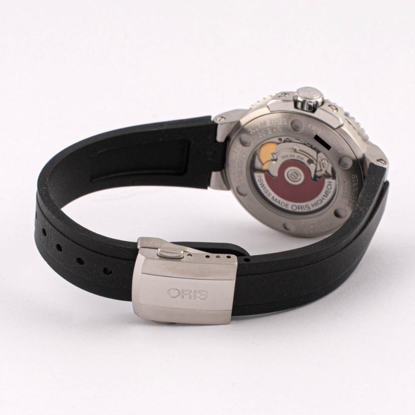 Oris Aquis Date Diamonds