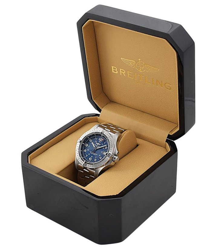 BREITLING Colt Chronometre