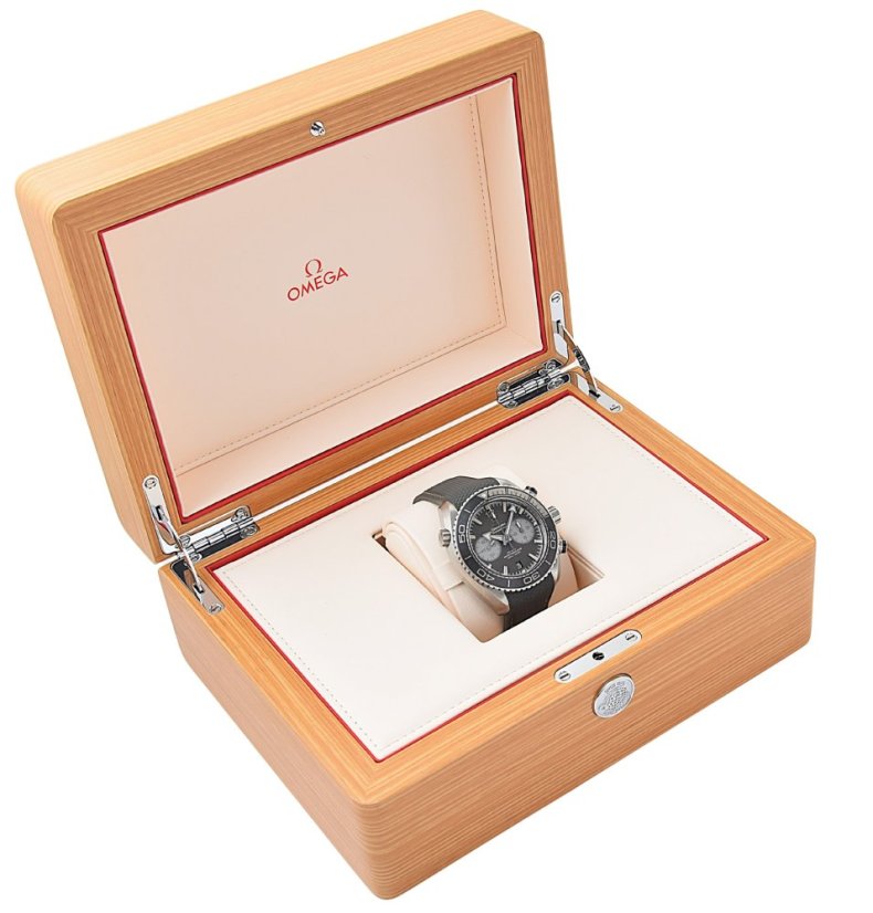 OMEGA Seamaster Planet Ocean
