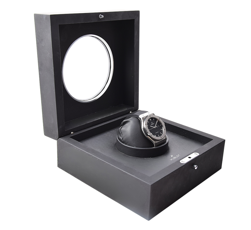 HUBLOT Classic Fusion Titanium
