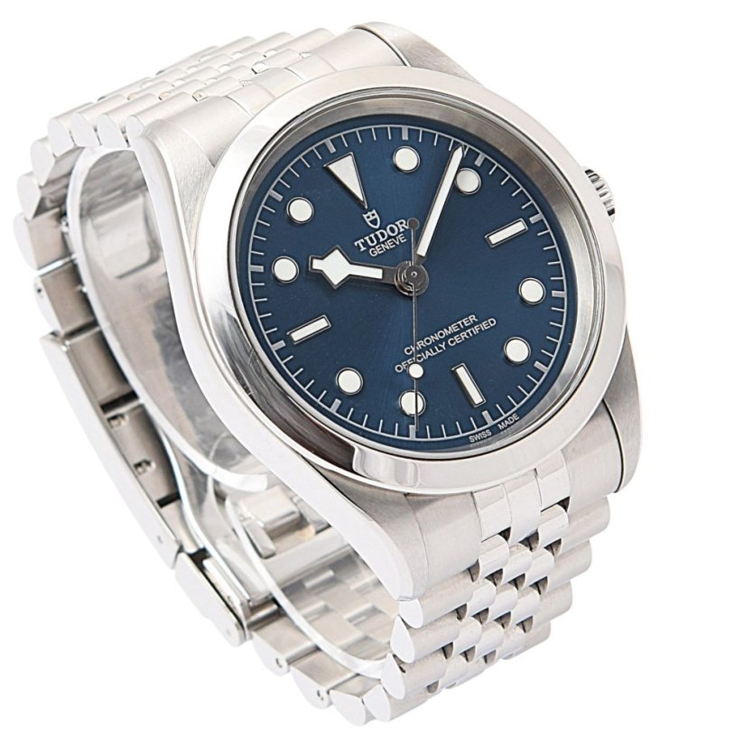 Tudor Black Bay