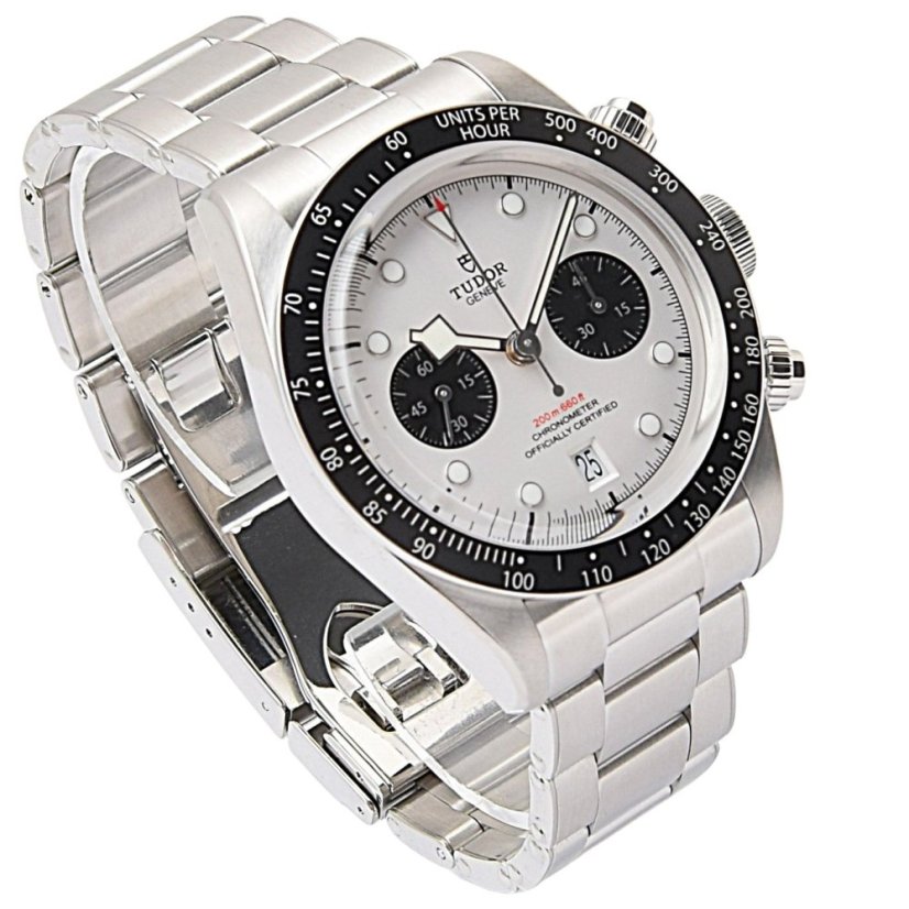 TUDOR Black Bay Chrono