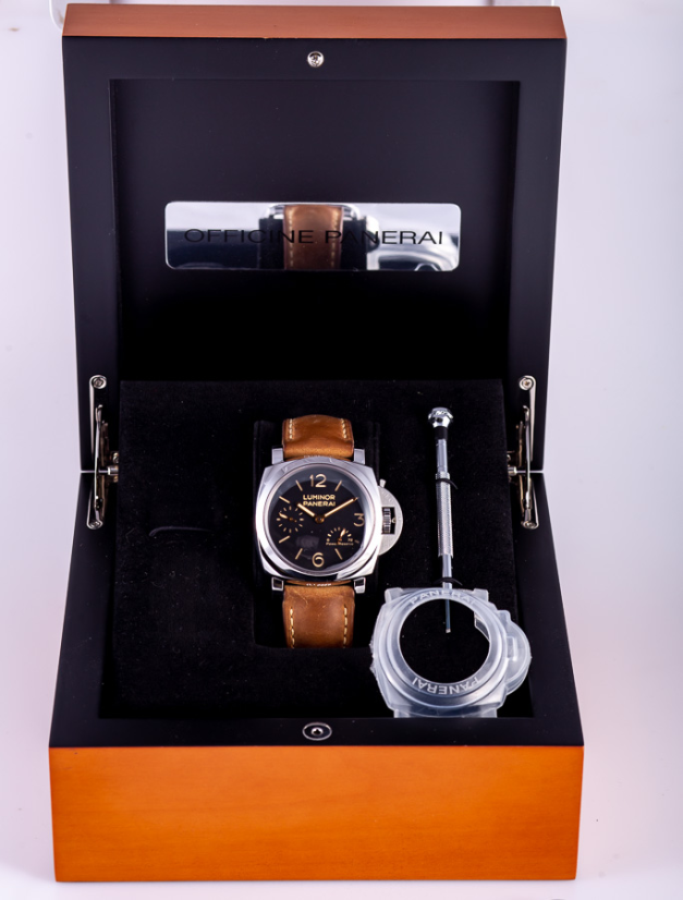 Panerai Luminor 1950 3 Days Power Reserve