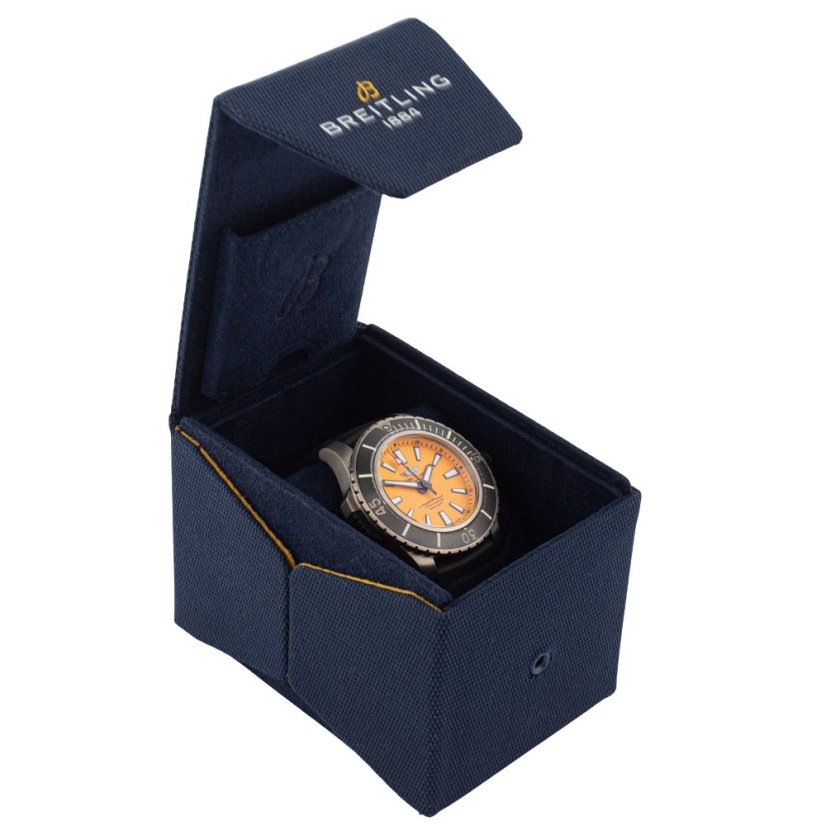 BREITLING Superocean 48mm