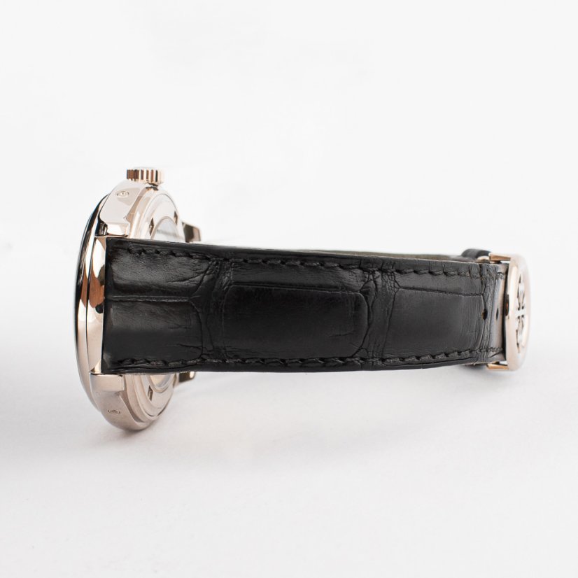 Patek Philippe Annual Calendar 5146G-010