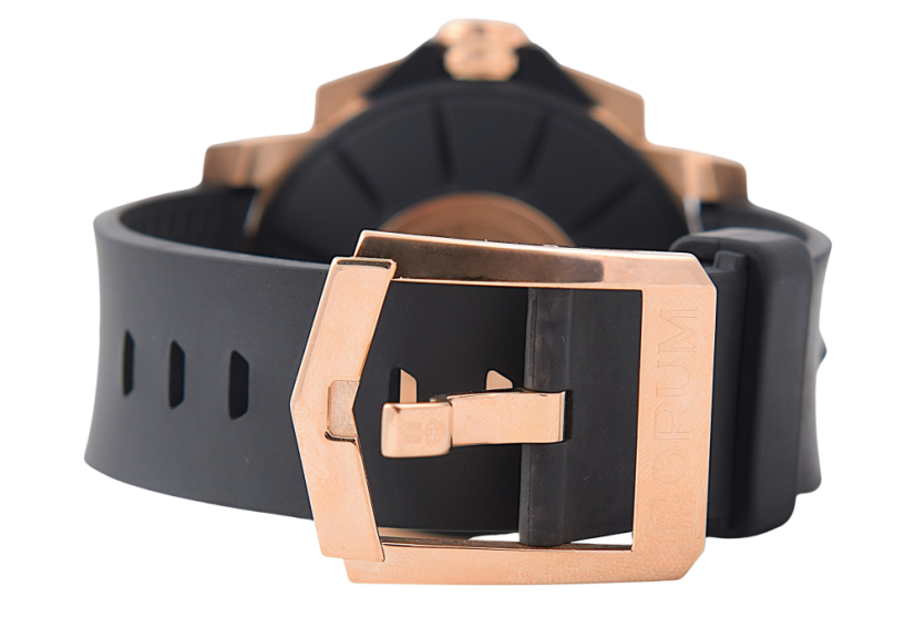 Corum Admiral's Cup Leap Second Gold