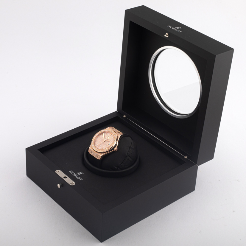 Hublot Classic Fusion Gold Pavé