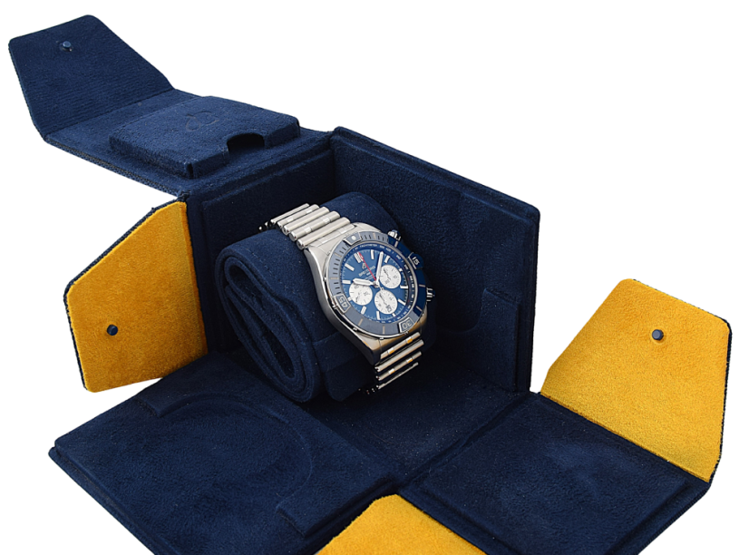 Breitling Super Chronomat  B01 44