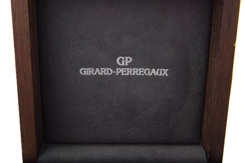 Girard-Perregaux WW.TC