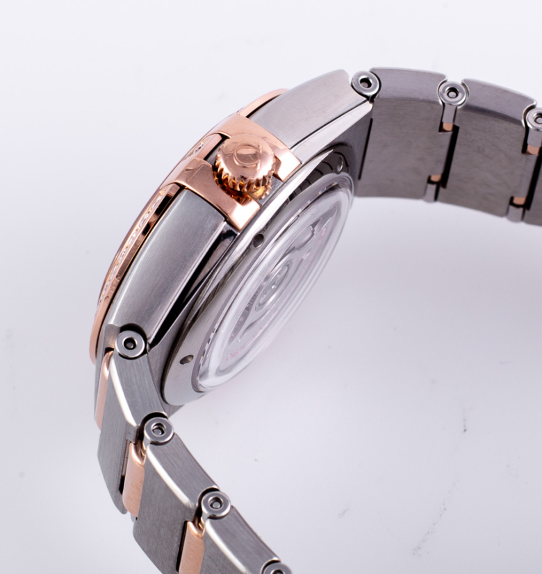 Omega Constellation Manhattan