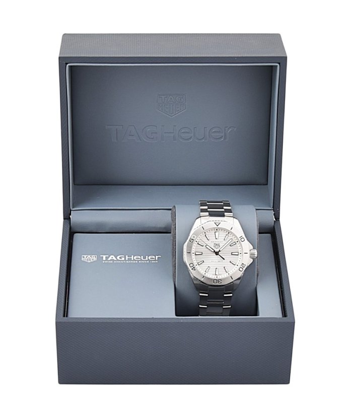 Tag Heuer Aquaracer Professional 200