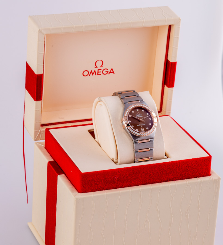 Omega Constellation Manhattan