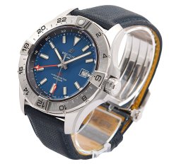 Breitling Avenger GMT 44