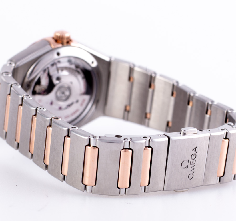 Omega Constellation Manhattan