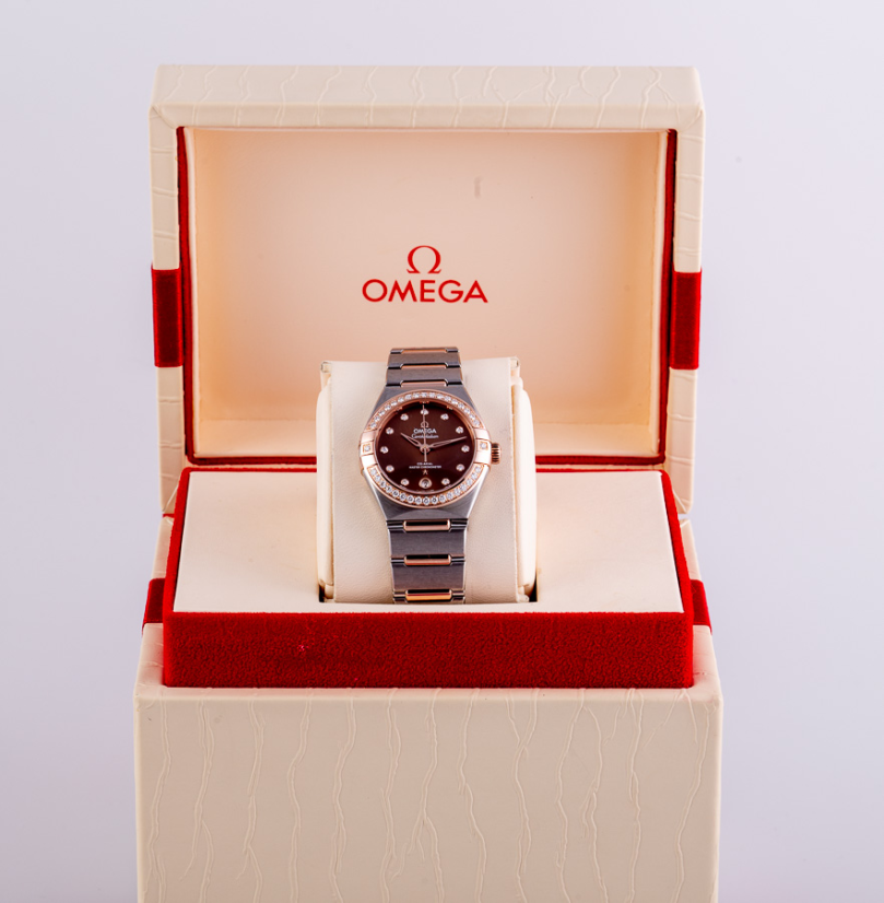 Omega Constellation Manhattan