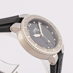 Oris Aquis Date Diamonds