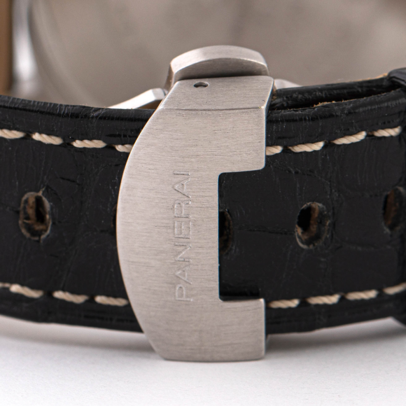 Panerai Luminor GMT